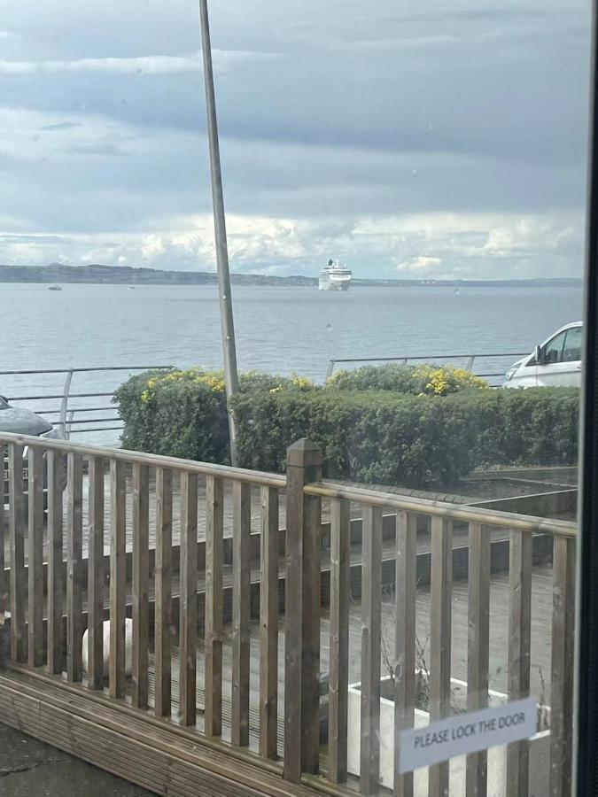 Stunning Waterfront Western Harbour Apartment Edinburgh Exterior photo